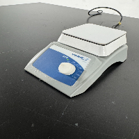 VWR Hotplate Stirrer image 1